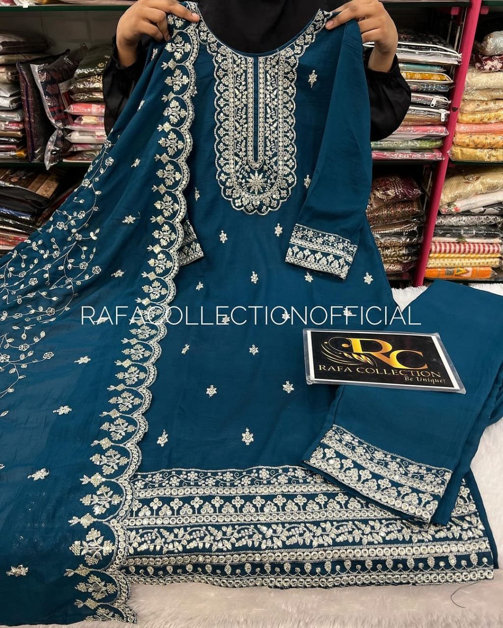 Indian readymade nayra cut 4pis